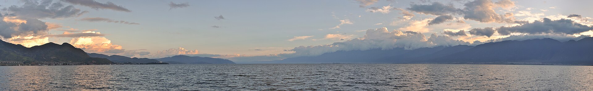 洱海全景